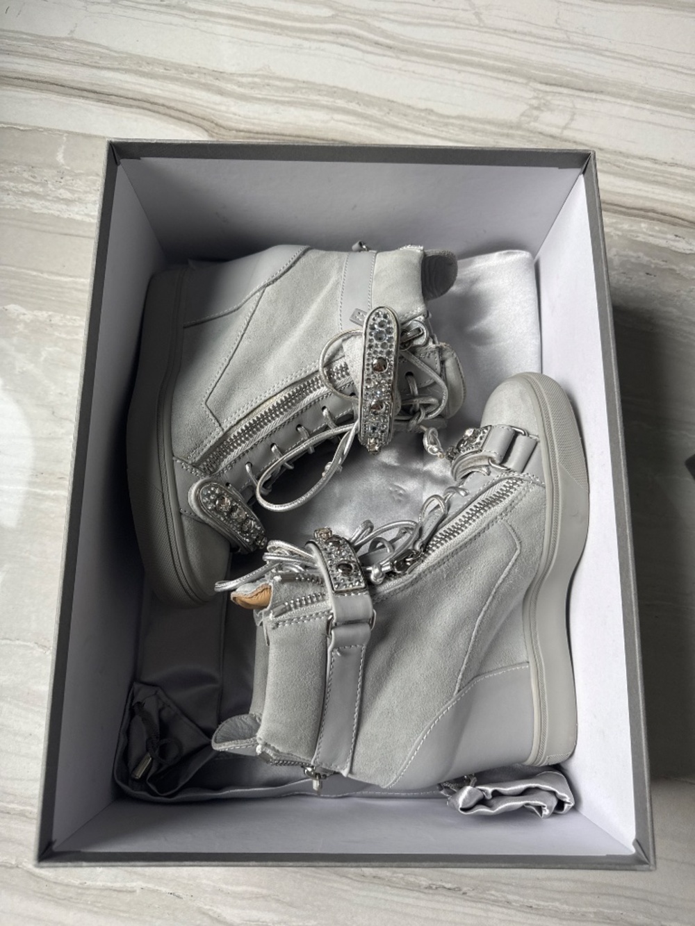 Giuseppe Zanotti for Jennifer Lopez - Picture 8 of 8